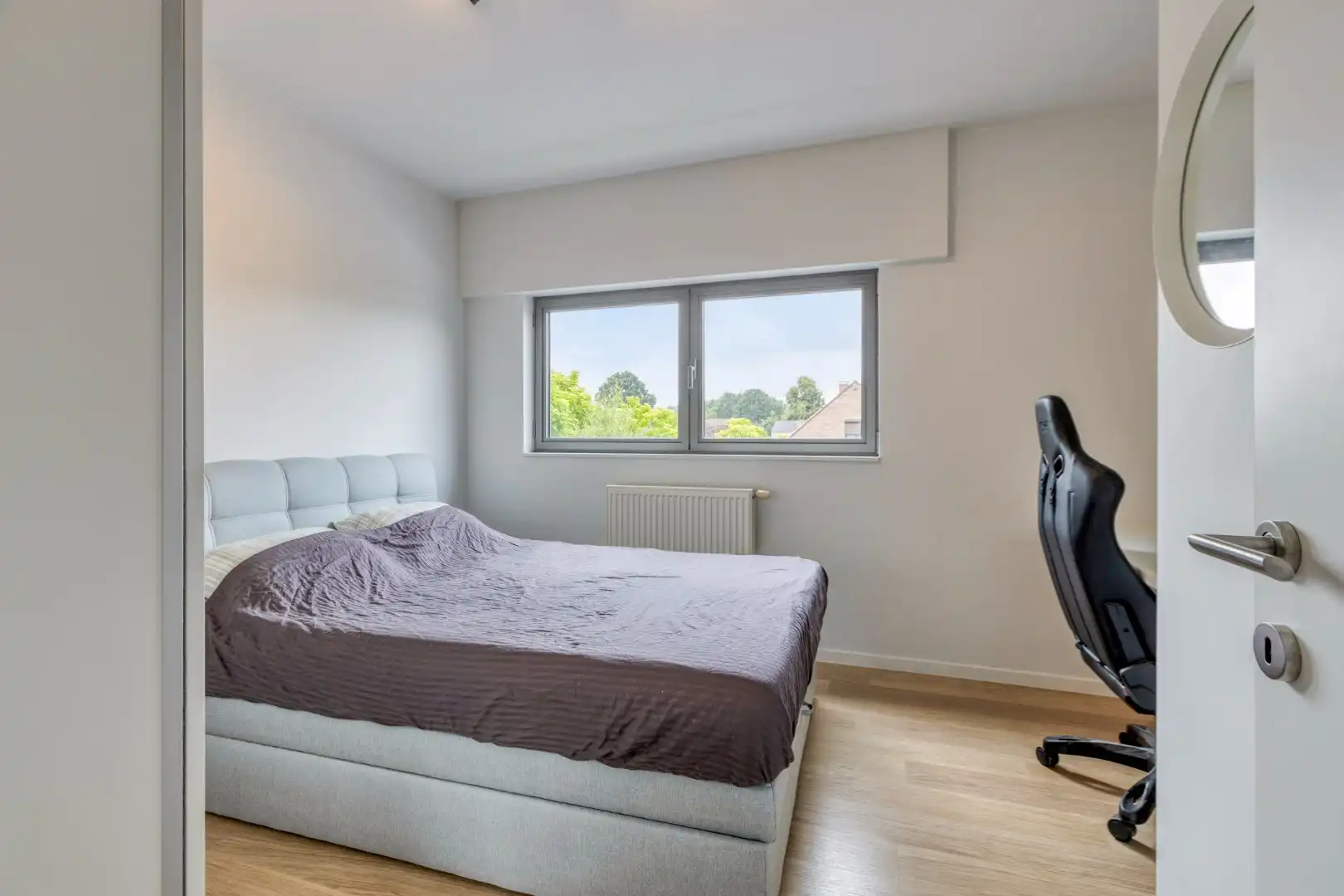 Moderne, instapklare gezinswoning met 3 slpks in een doodlopende straat te Mol-Donk !  foto 16