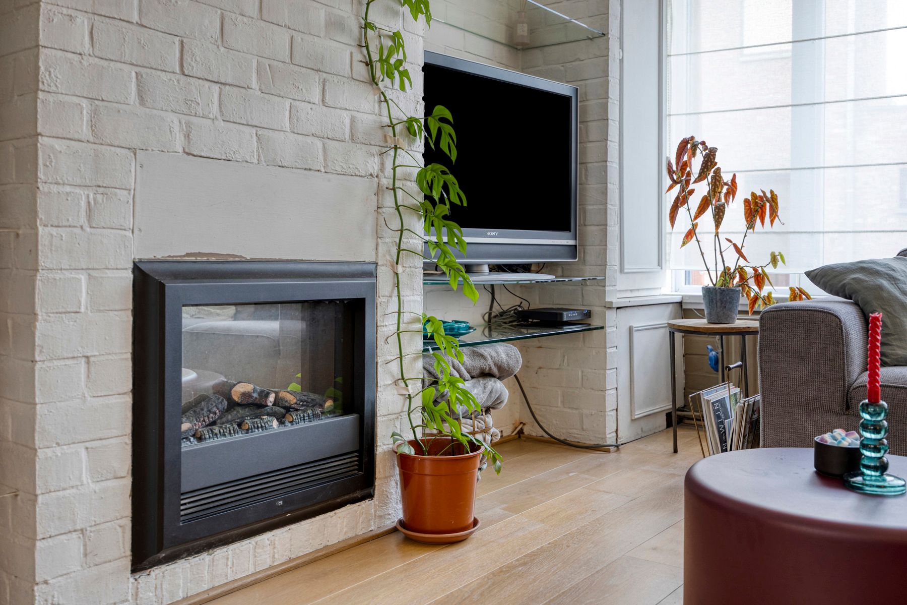 Instapklare woning met veel lichtinval in hartje Zele foto 3