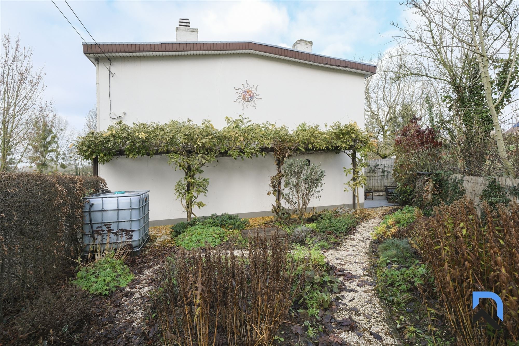 Mooie woning in het groen foto 31