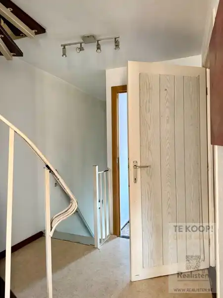 2 Appartementen + 4 winkels foto 19