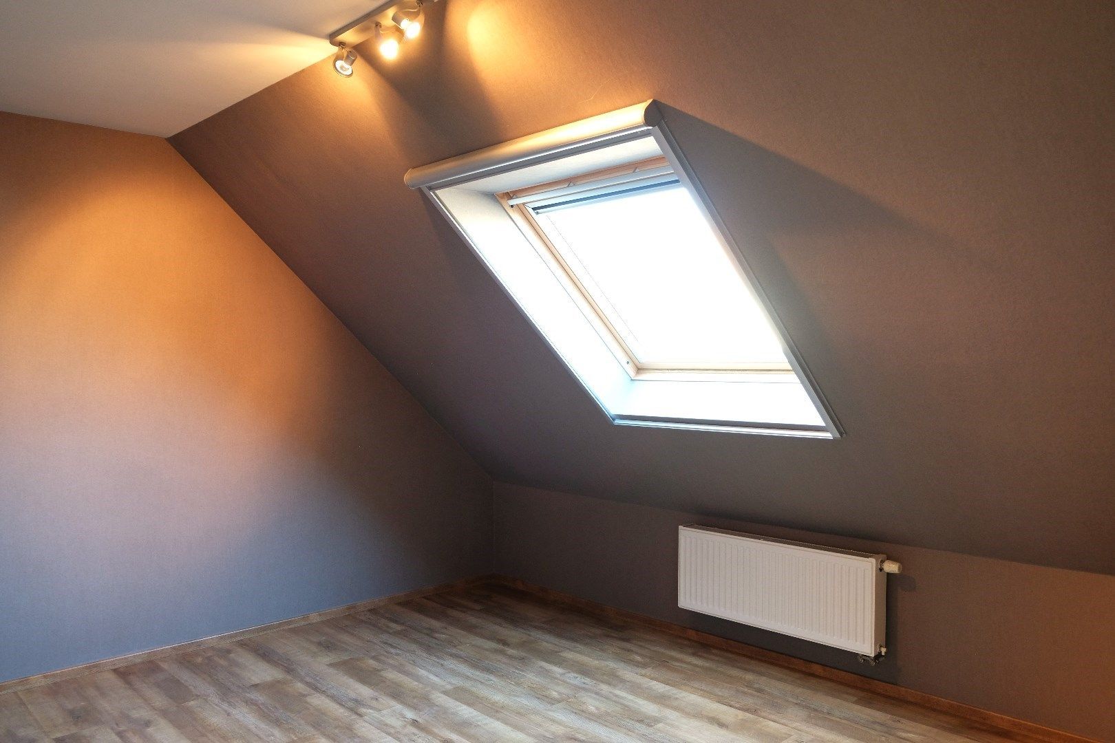 Recente, energiezuinige bel-etage woning met staanplaats in centrum Zottegem foto 19