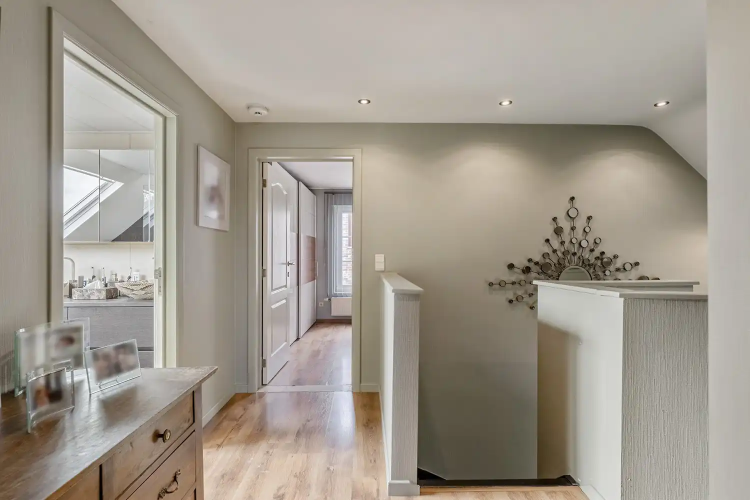 Instapklare woning met drie slaapkamers en zuidwest georiënteerde tuin! foto 11