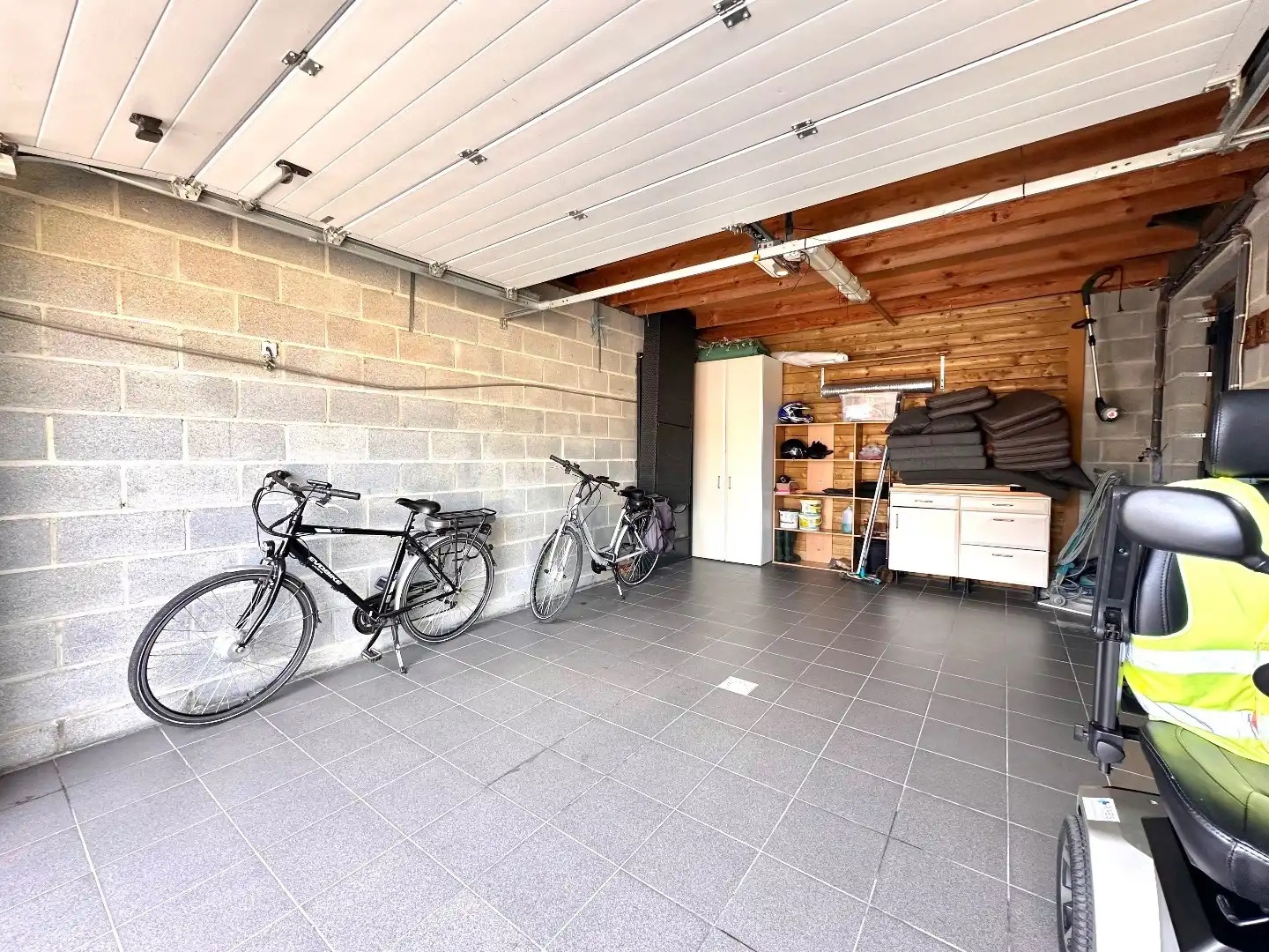 Zeer ruime, moderne gezinswoning op toplocatie in Tongeren foto 41