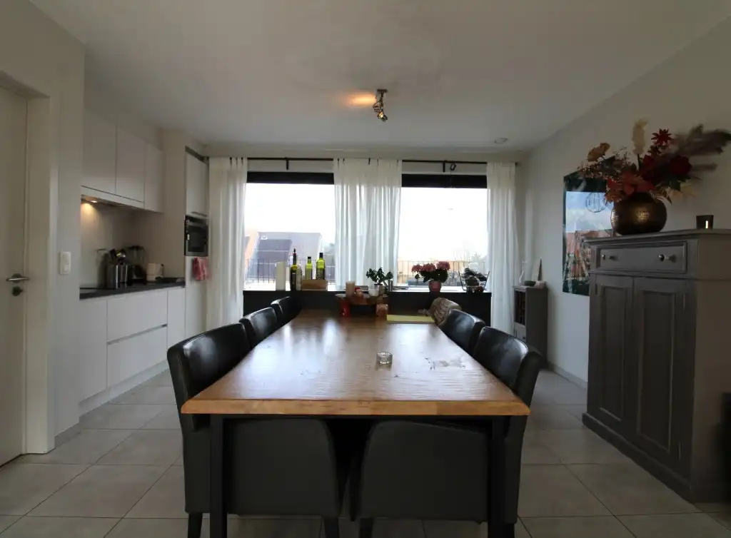 Zeer mooi dakappartement met dubbele garagebox foto 8