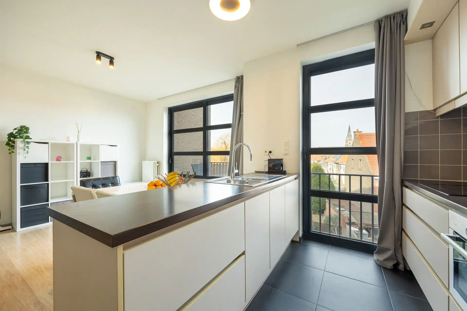 Lichtrijk 2-slaapkamerappartement op toplocatie in Hoboken! foto 6