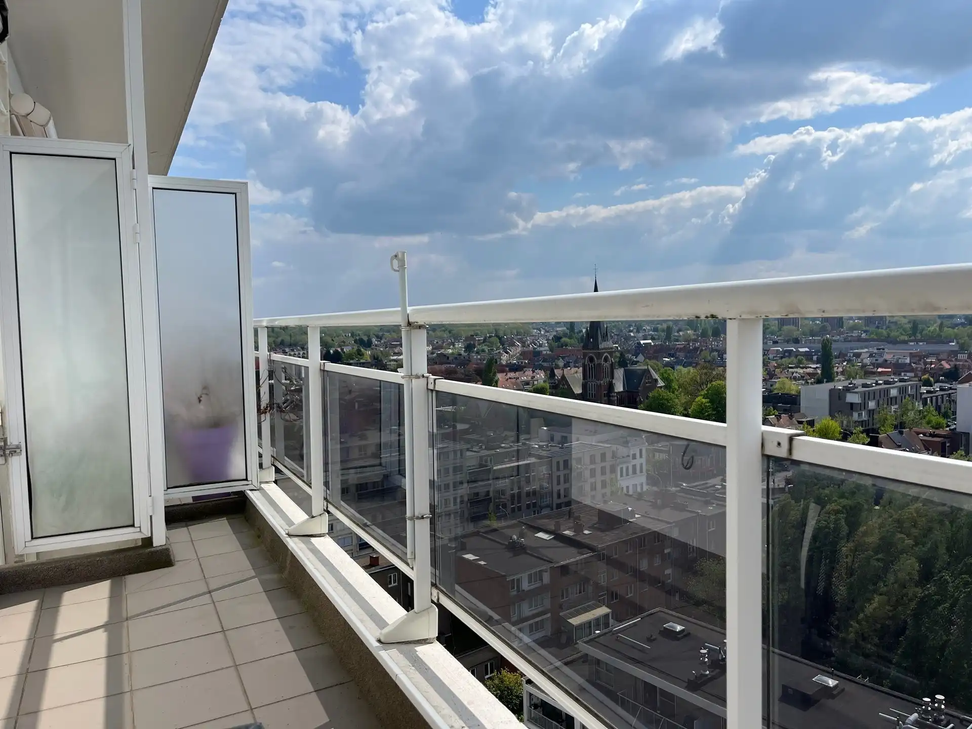 2 slaapkamer appartment met 2 terrassen  foto 11