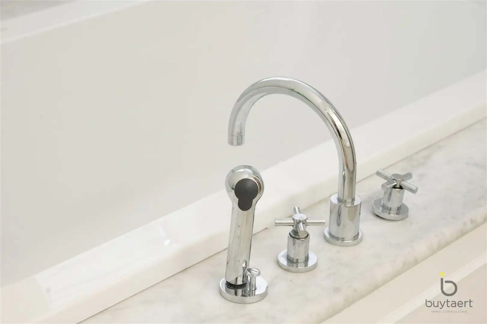 EXCLUSIEF: stijlvolle villa met een tijdloze inrichting op een toplocatie te Schilde! foto 50