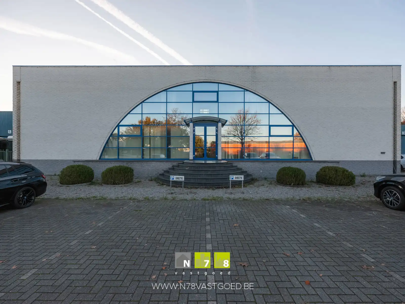 Bedrijfsvastgoed te huur foto {{pictureIndex}}