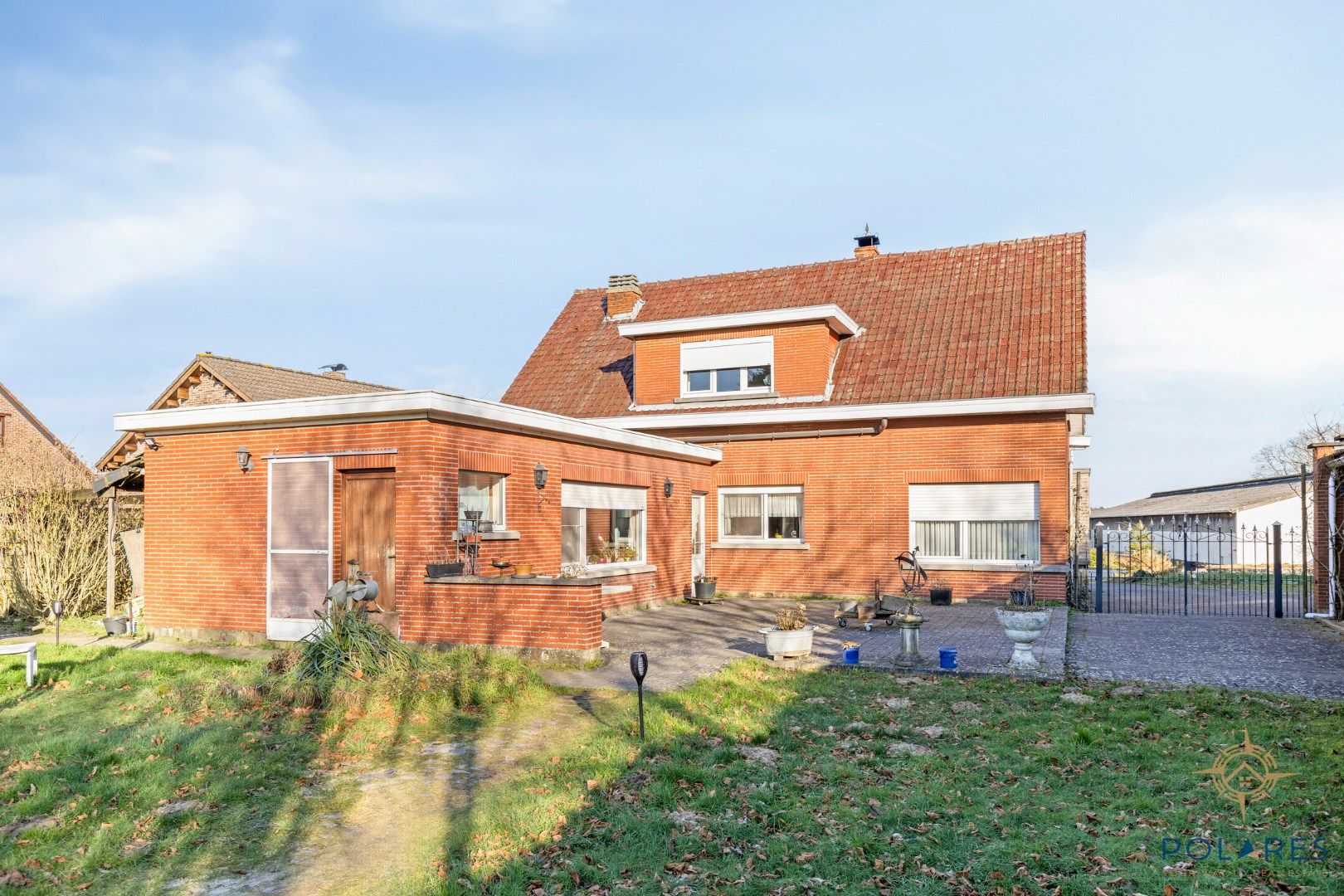 Woning met prachtig uitzicht en bijgebouw. foto 26