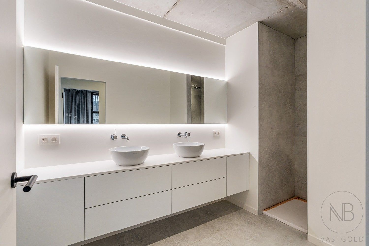 Nieuwbouwappartement met industriële uitstraling in het centrum van Genk! foto 24