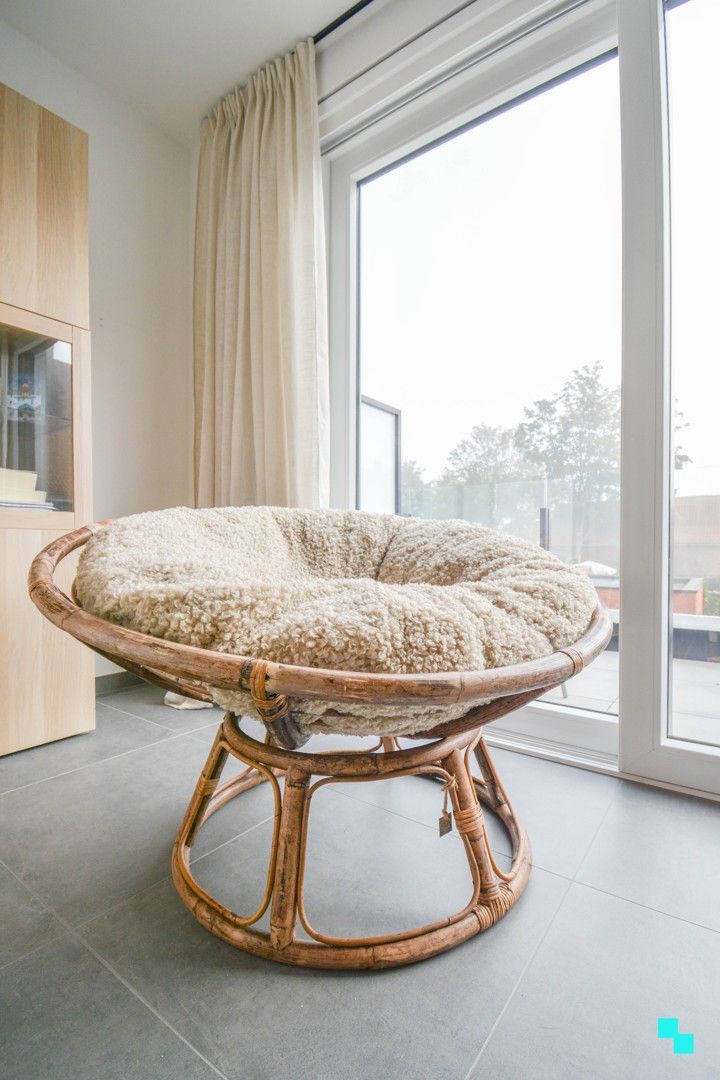 Aantrekkelijk appartement pal in het centrum van Hooglede foto 11