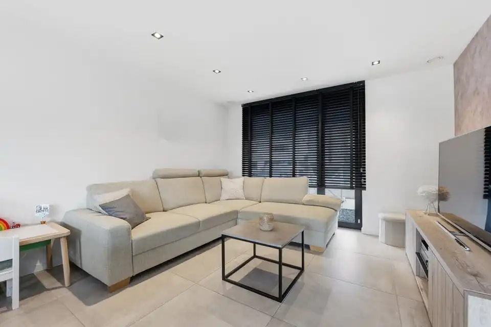 RECENTE GEZINSWONING MET 3SLPK OP CENTRALE LOCATIE TE SINT-TRUIDEN foto 7