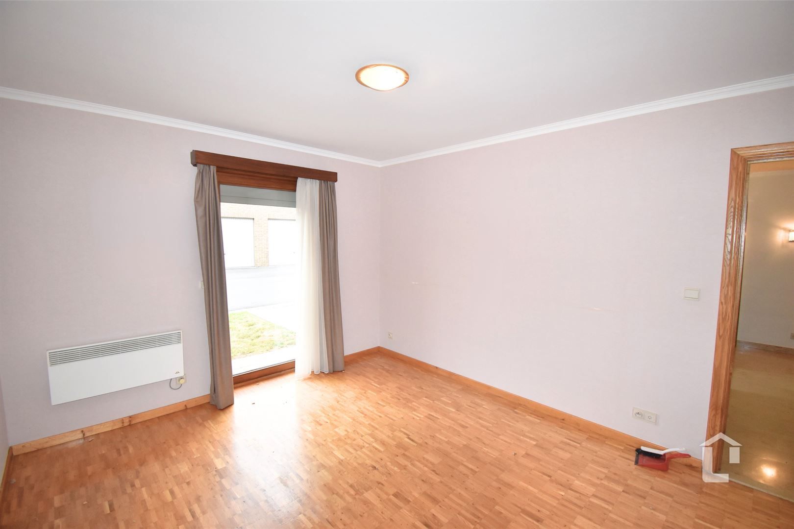 Ruim 3-slaapkamer appartement nabij het centrum van Nazareth foto 5