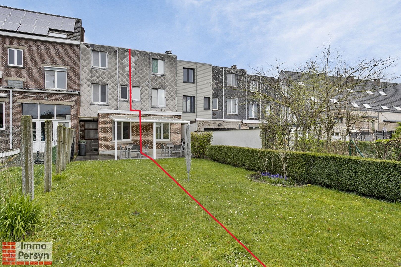 Ruime stadswoning met 3 slaapkamers en tuintje. foto 16