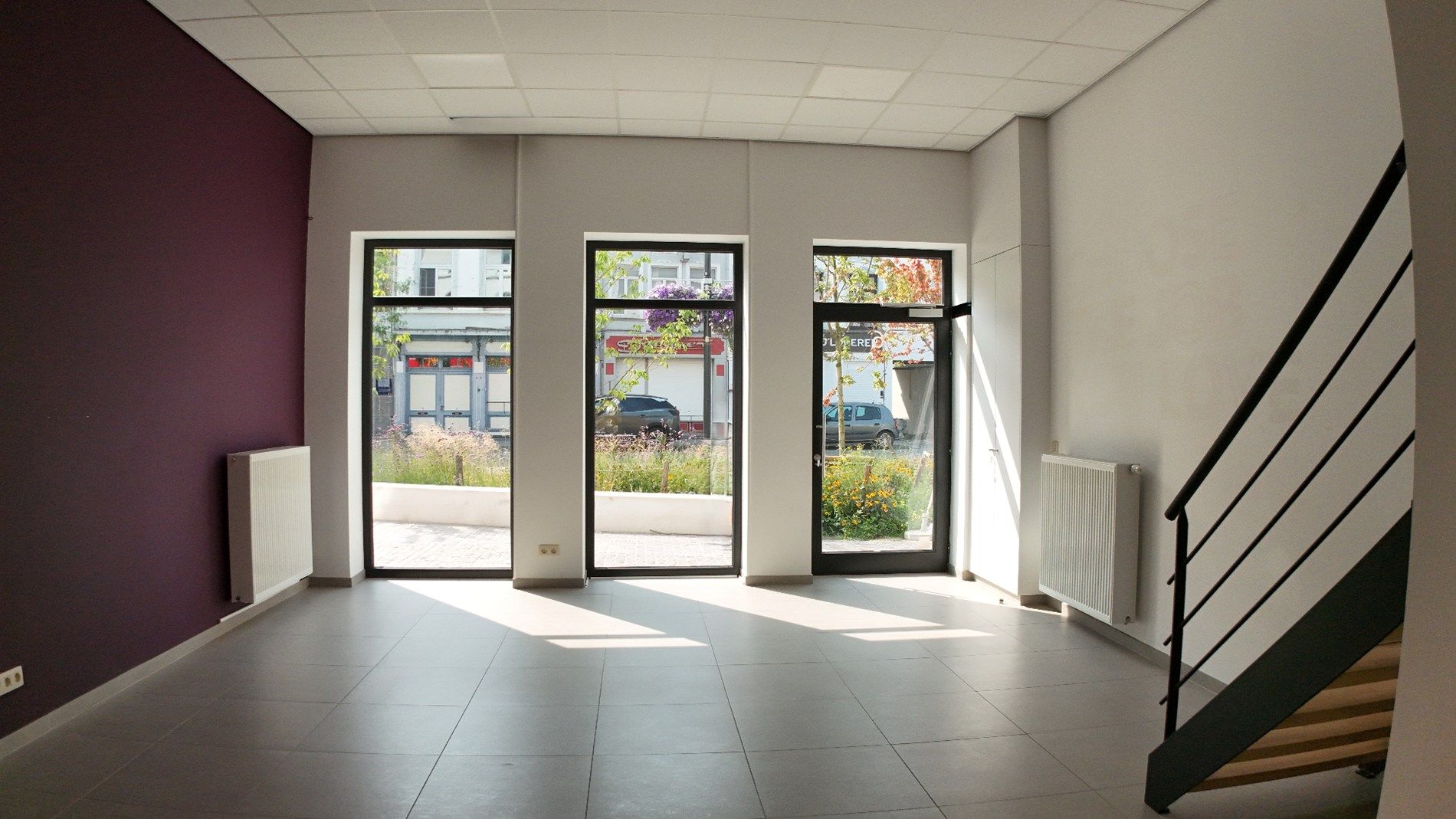 Veelzijdig handelspand in het centrum van Lokeren foto 2