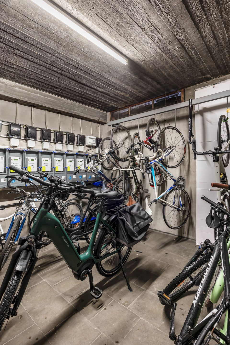 Mooi hoekappartement met open keuken en 1 slaapkamer foto 23