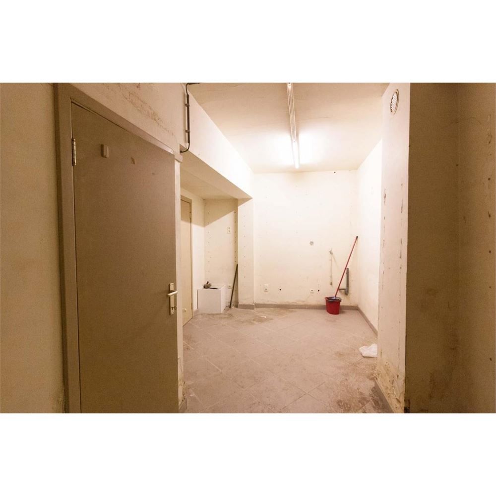 CENTRAAL GELEGEN HANDELSGELIJKVLOERS foto 6