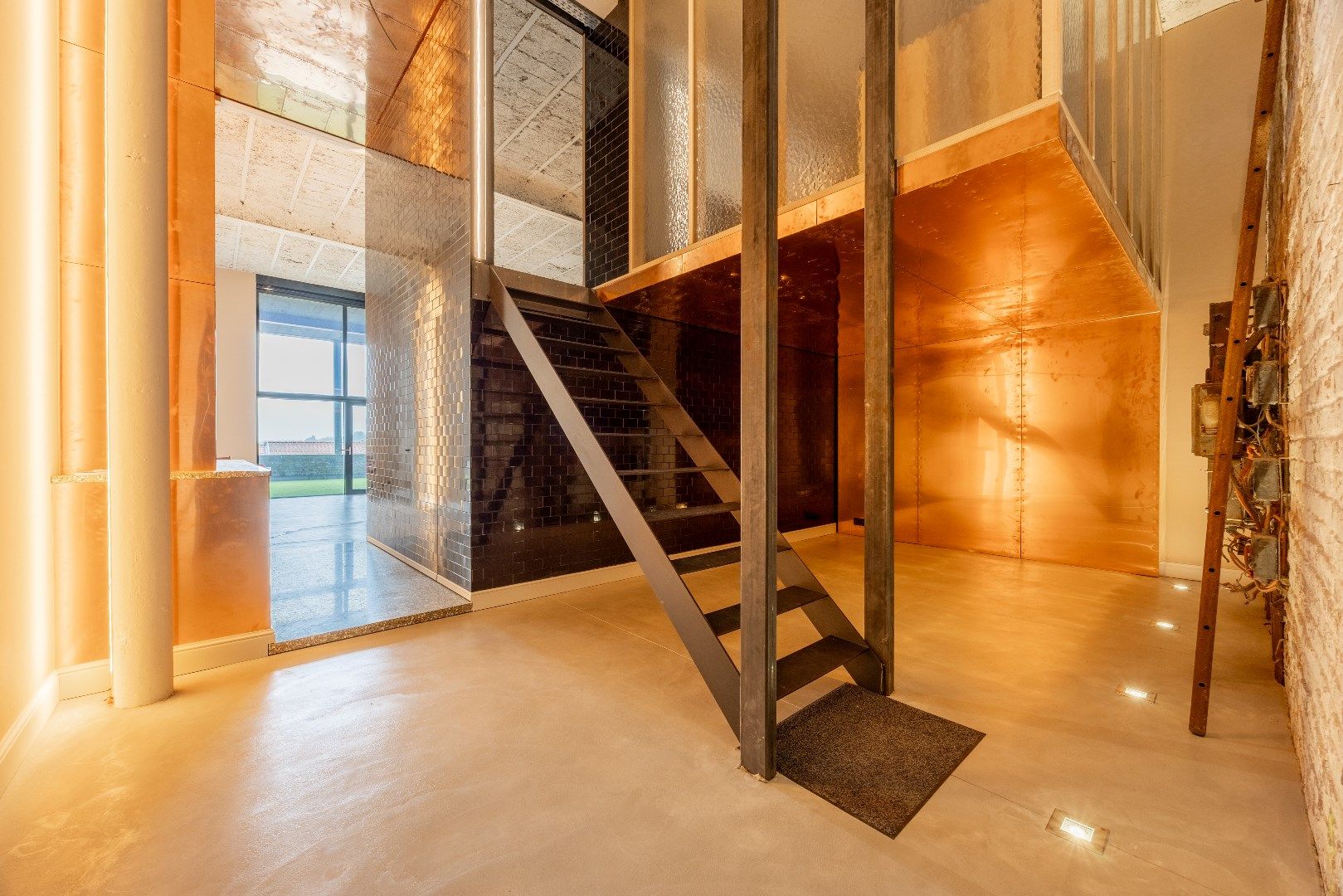 SUBLIEME LOFT MET RUIM TERRAS EN AUTOSTAANPLAATS foto 6