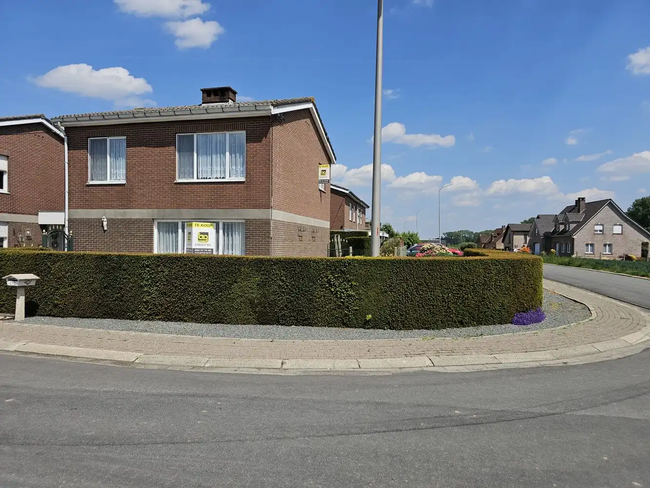 Woning met 4 slaapkamers en garage foto 2