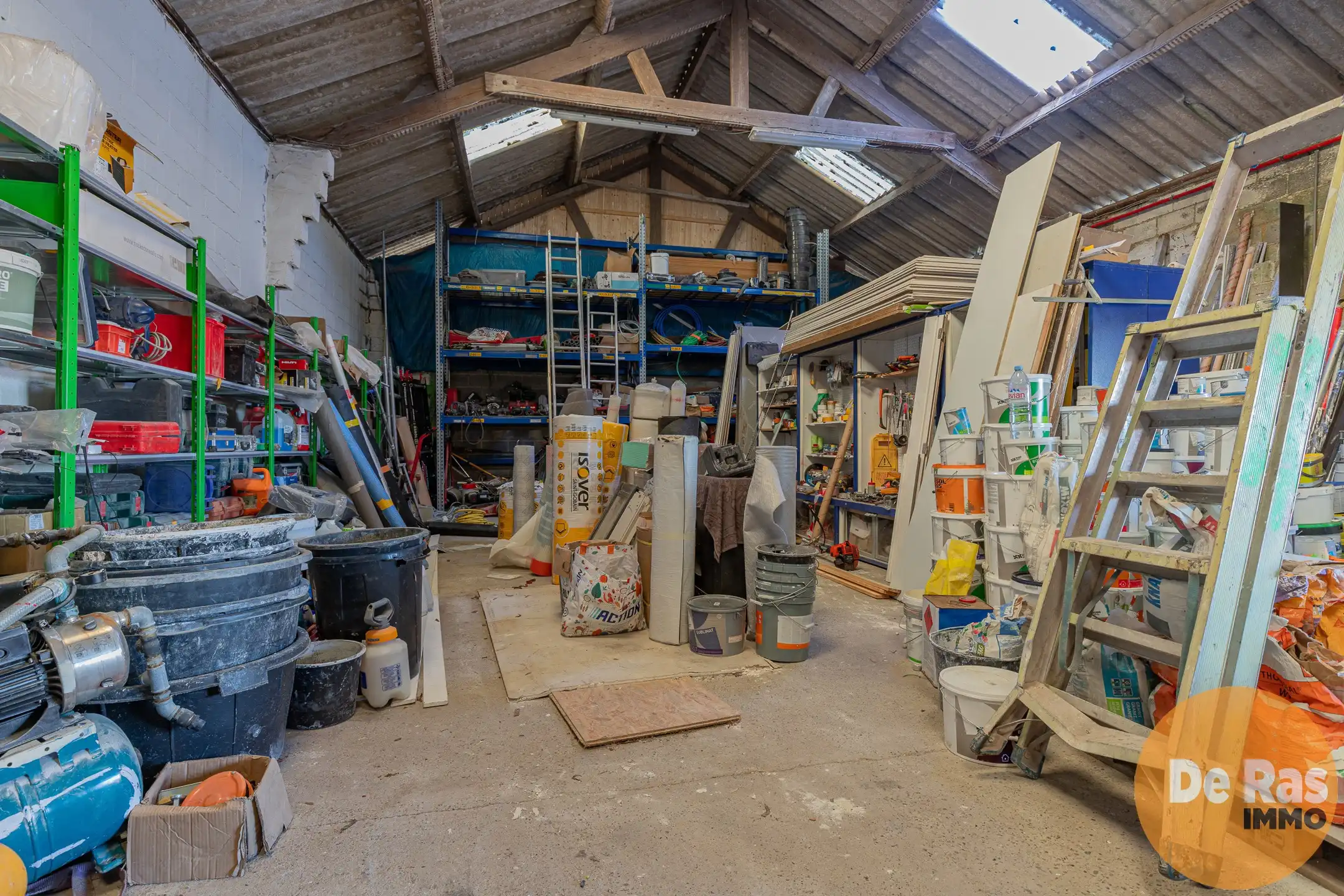 BURST- Vergunde loods (400m²) met woning op centrale locatie foto 20