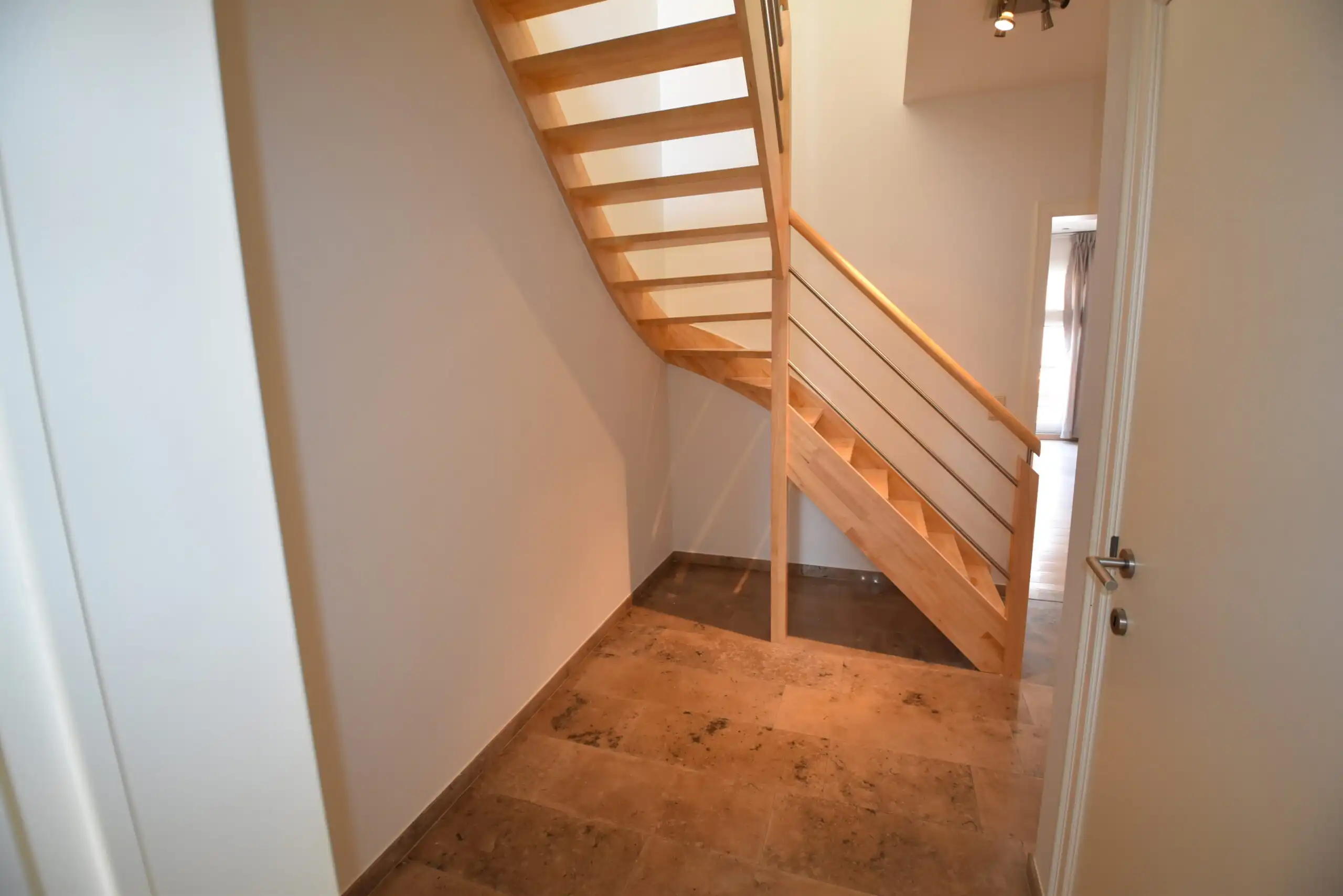 Duplexappartement – Centrum Beveren – Ruimtelijk, luxe en instapklaar foto 15