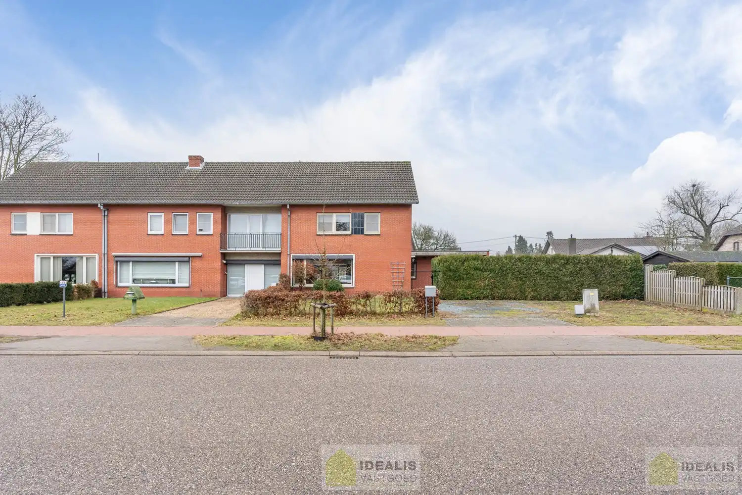 AANGENAME GEZINSWONING MET 3 SLAAPKAMERS OP GEGEERDE LOCATIE IN HARTJE ACHEL foto 3