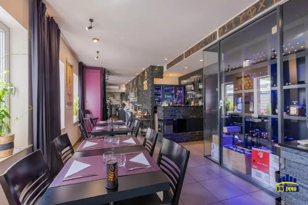 Restaurant met zonnig terras en open keuken over te nemen in Sint-Martens-Latem foto 8