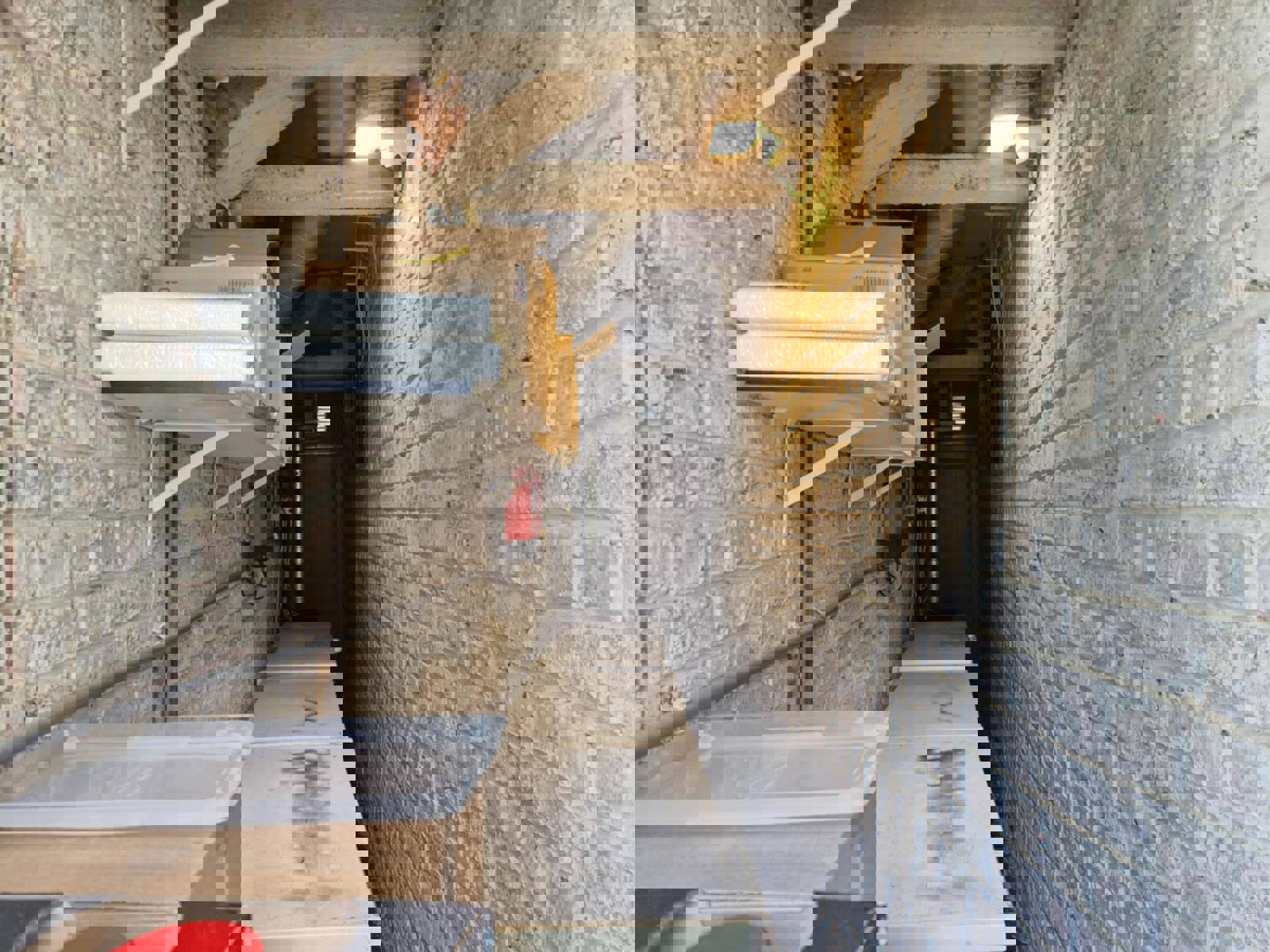 Handelszaak met triplex appartement - Impedorp foto 16