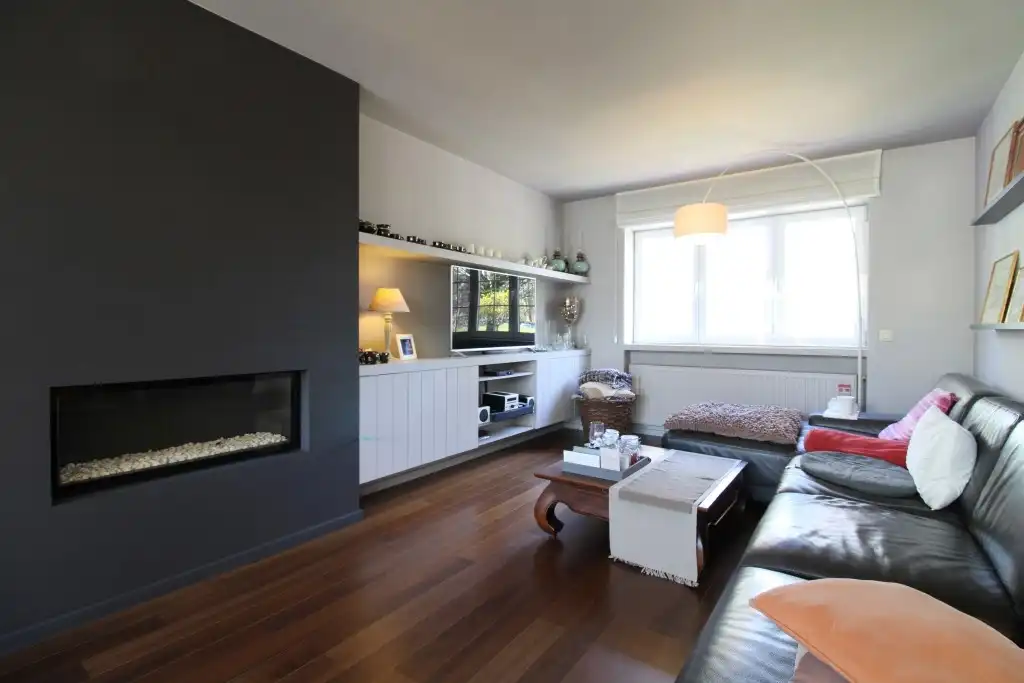 Prachtige instapklare woning gelegen in de wijk Bloemendaal  foto 2