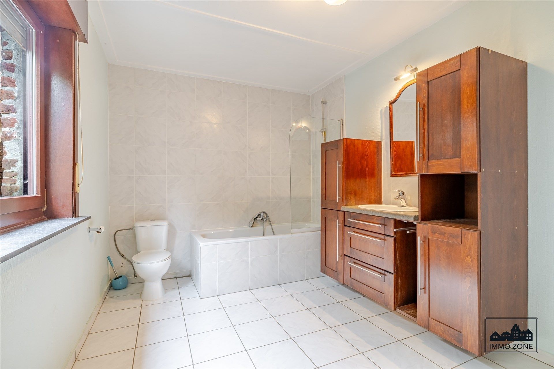 Op te frissen woning met veel potentieel foto 9
