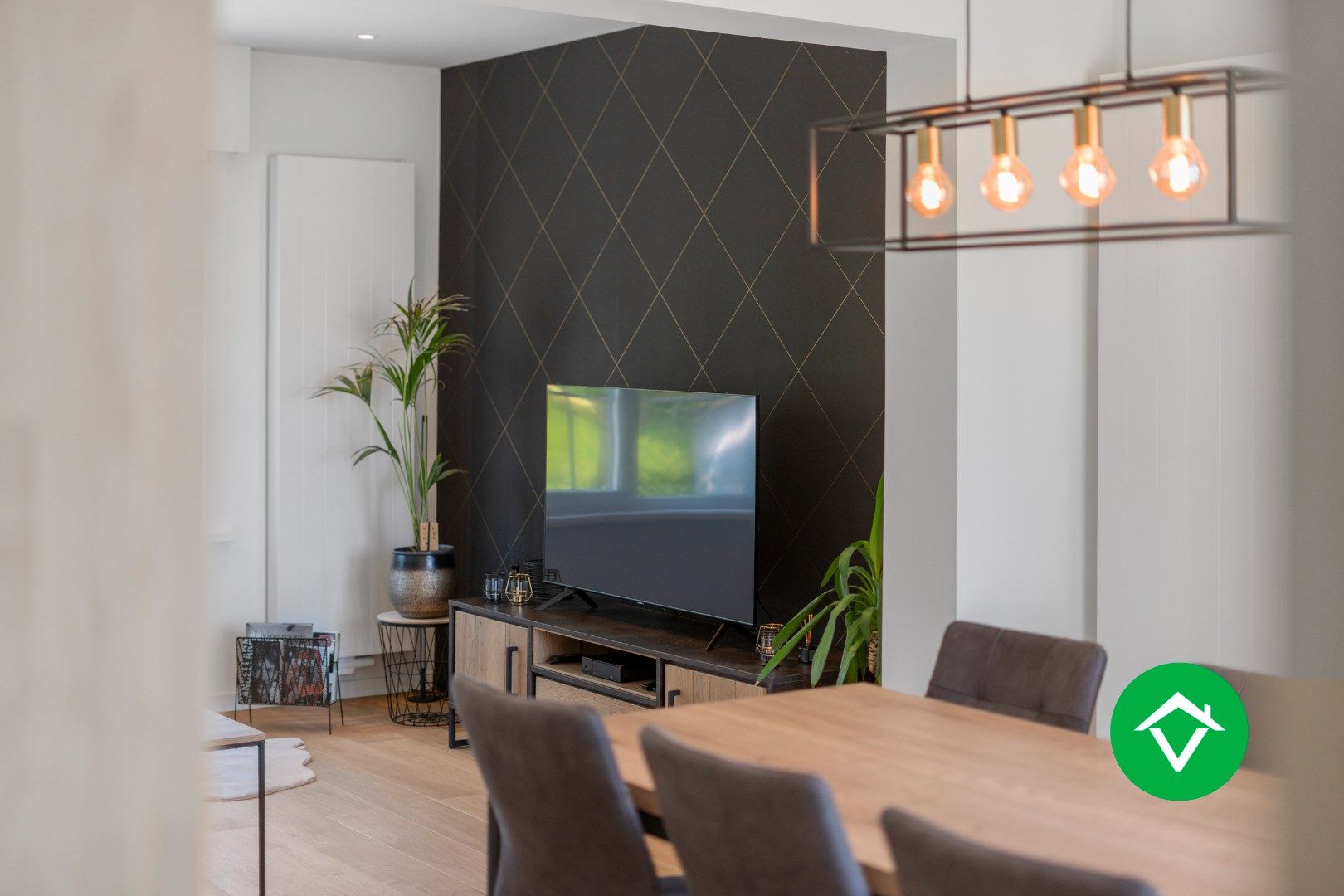 Volledig gerenoveerde alleenstaande woning in Izenberge foto 5