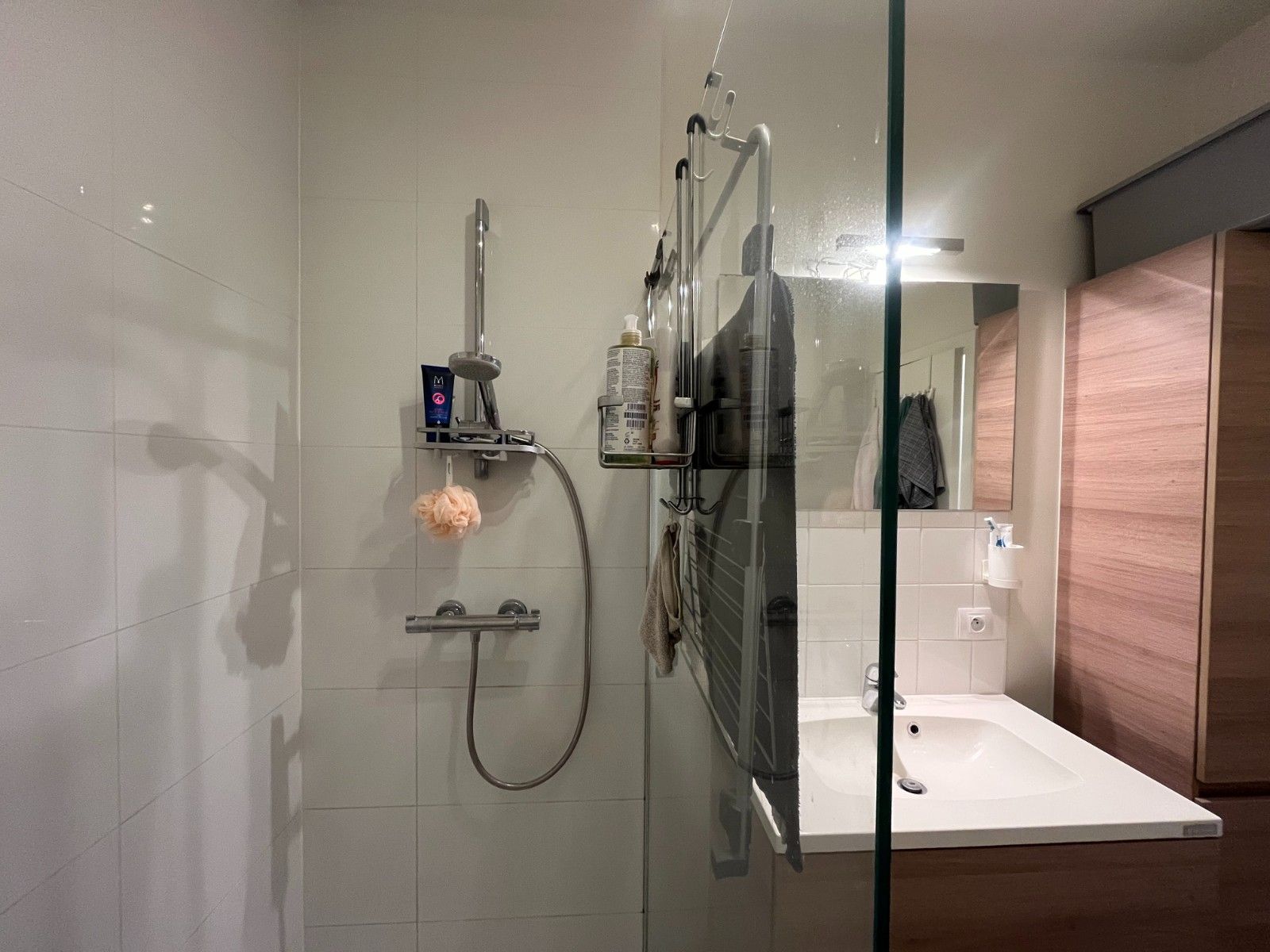 Modern appartement met prachtig zicht en terras – nabij centrum Waregem foto 13