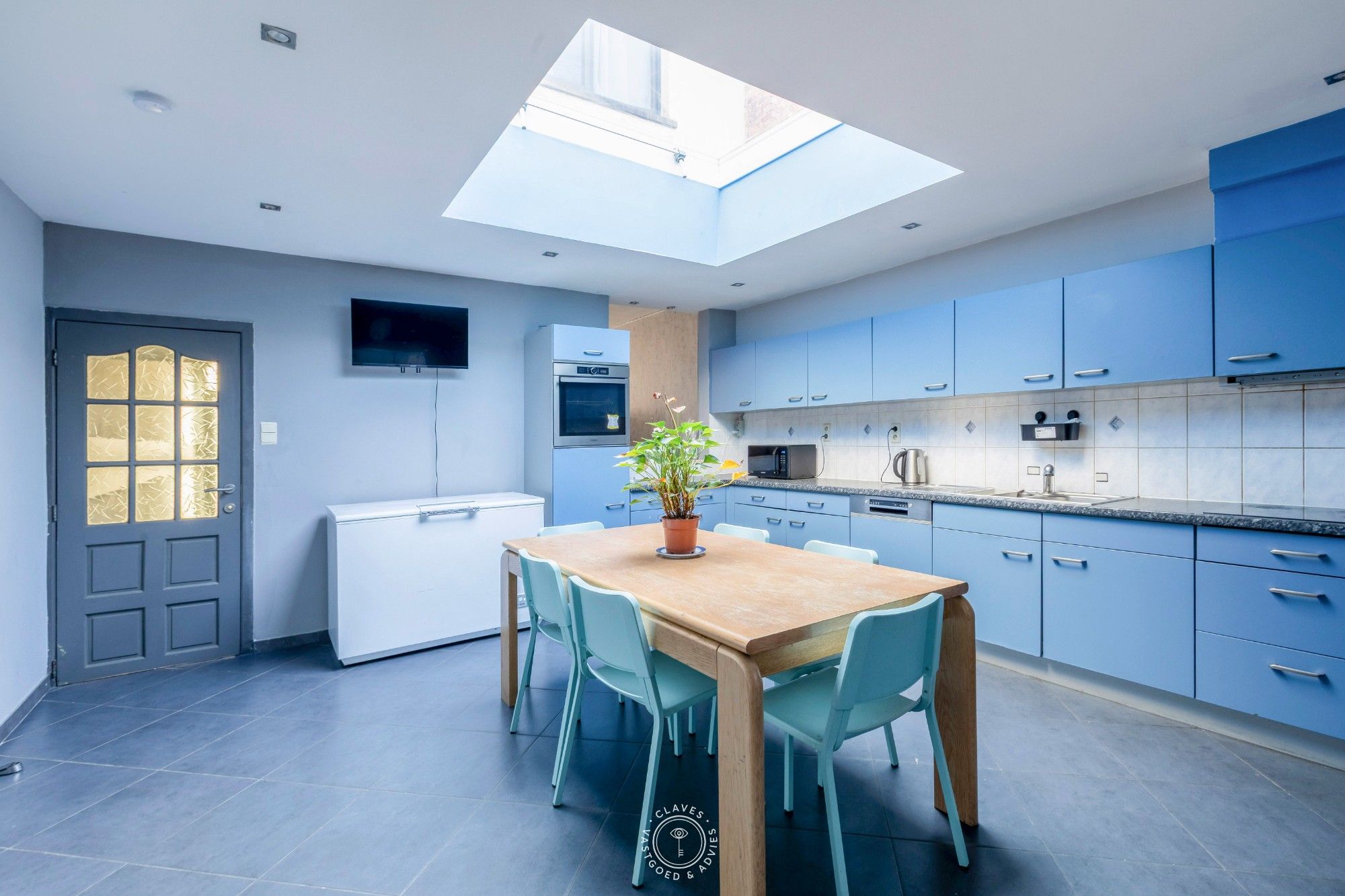 Instapklare woning met zonnige tuin en 4 slaapkamers foto 8