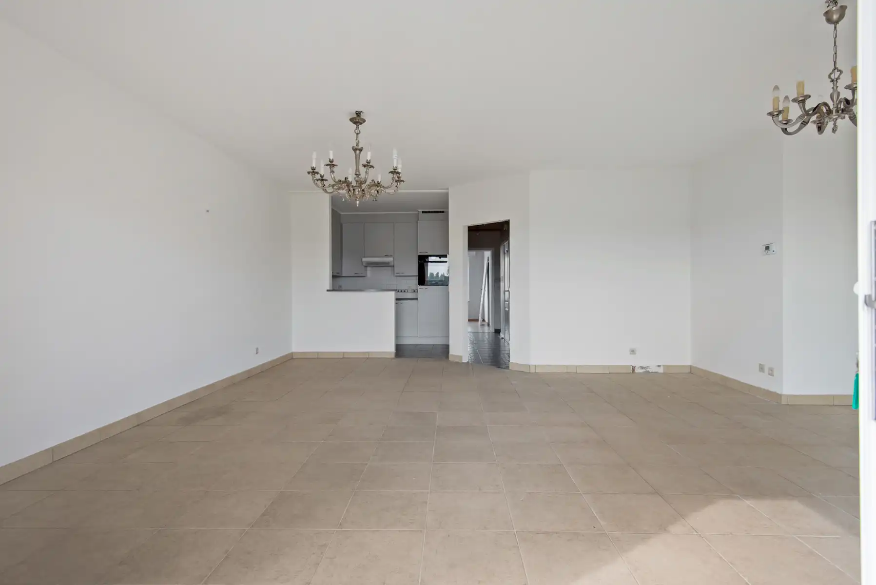Rustig gelegen appartement met lift, terras en garagebox foto 4