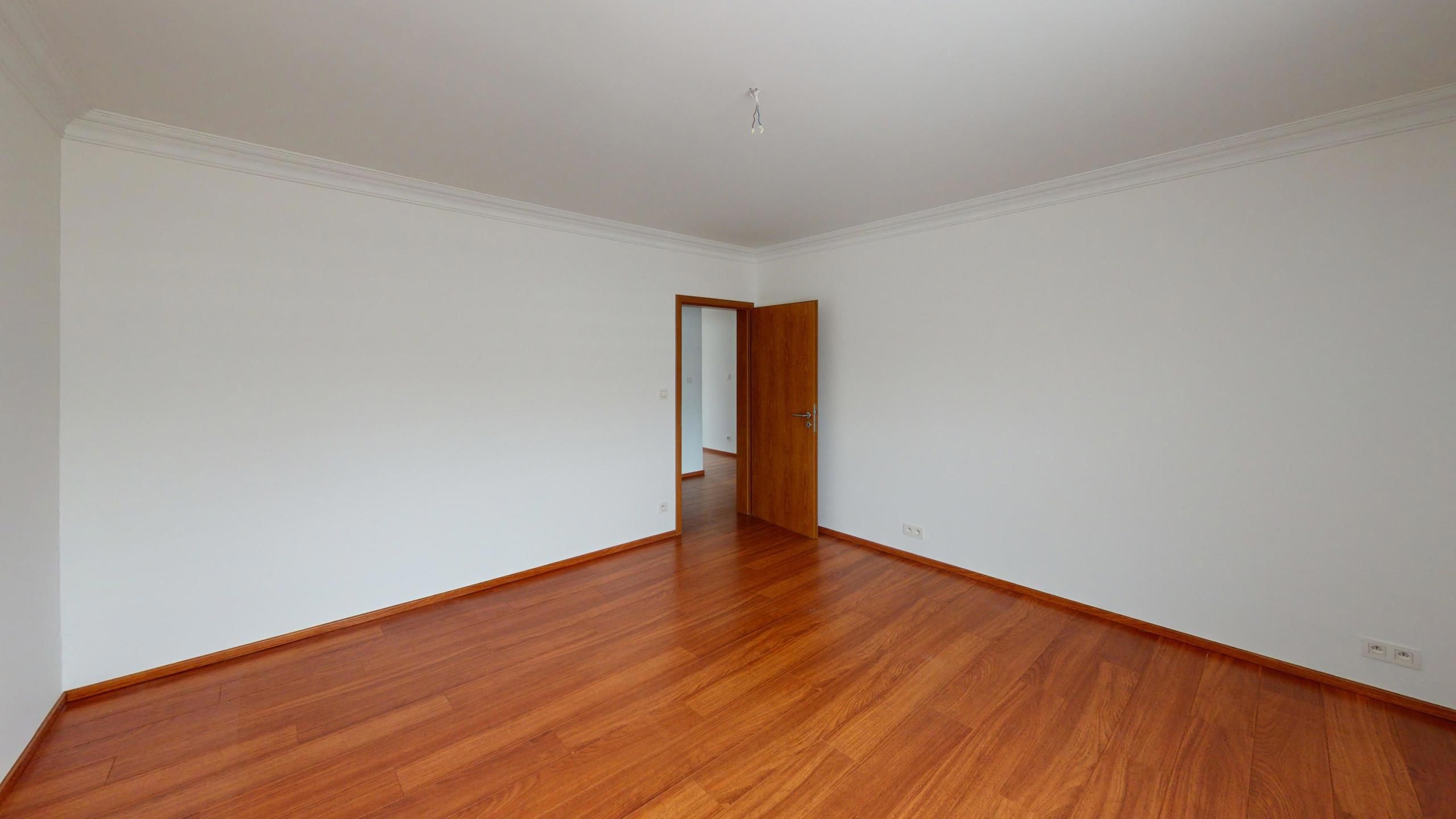 Ruime villa van 215m² met 4 slpks dichtbij Beringen-Centrum! foto 23