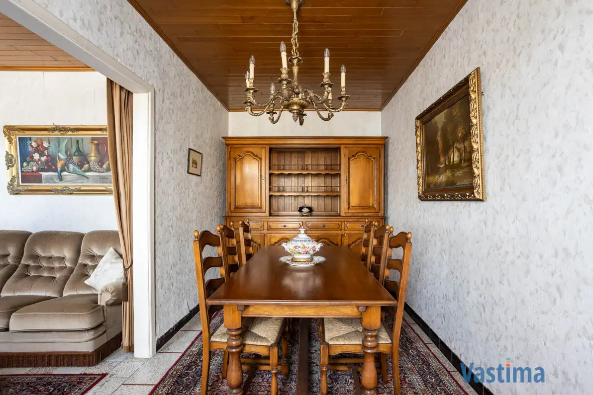 Te renoveren woning met potentieel in Moorsel foto 6