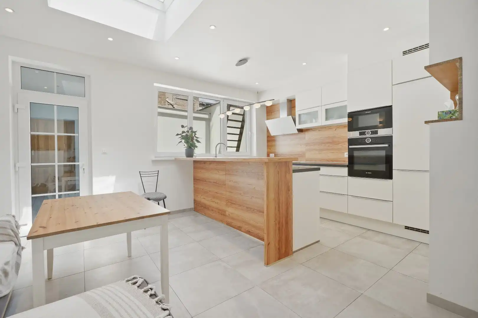 Herenhuis met handelsruimte & wellness in Nieuwpoort-Stad foto 5