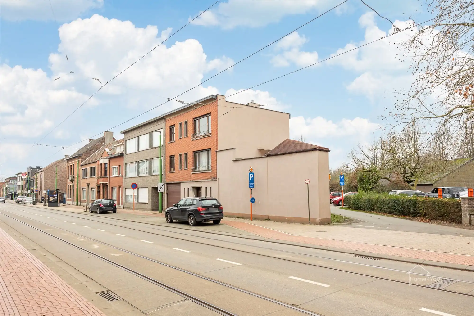 Ruime bel-étage foto 21