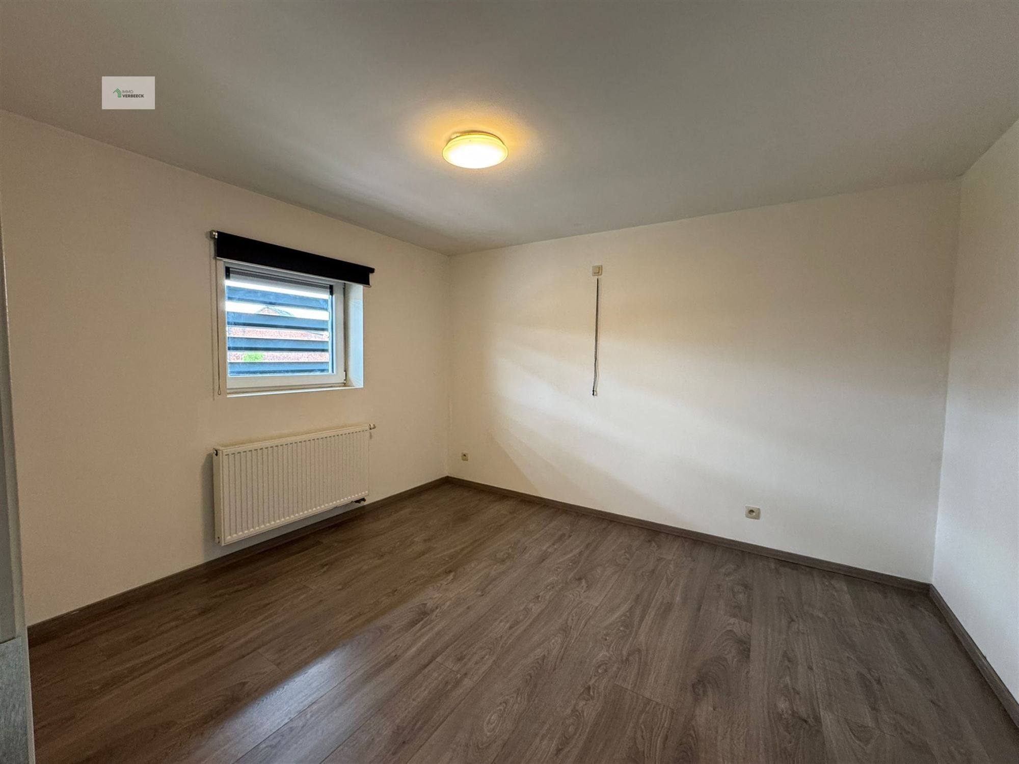 Instapklaar één slaapkamer appartement met afgesloten garage foto 9