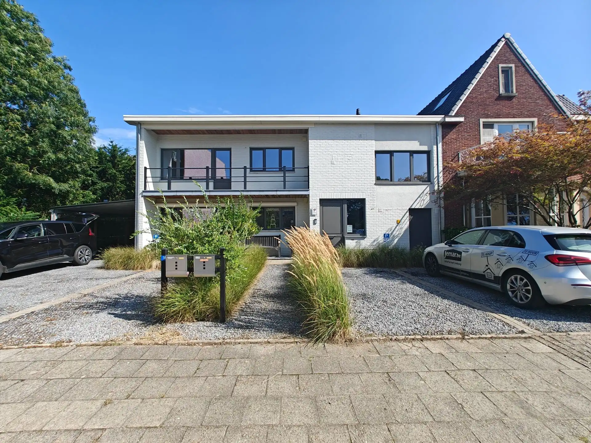 Gerenoveerd appartement met 3 slaapkamers  foto 16