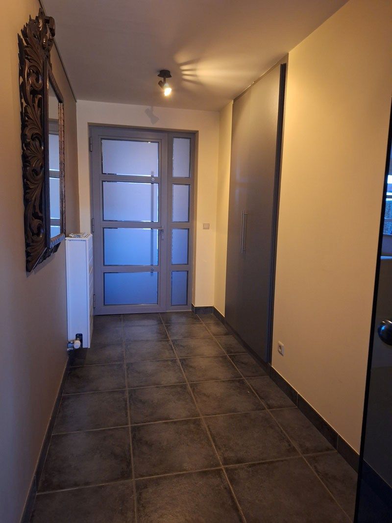 Modern, ruim gelijkvloers appartement te Heusden foto 2