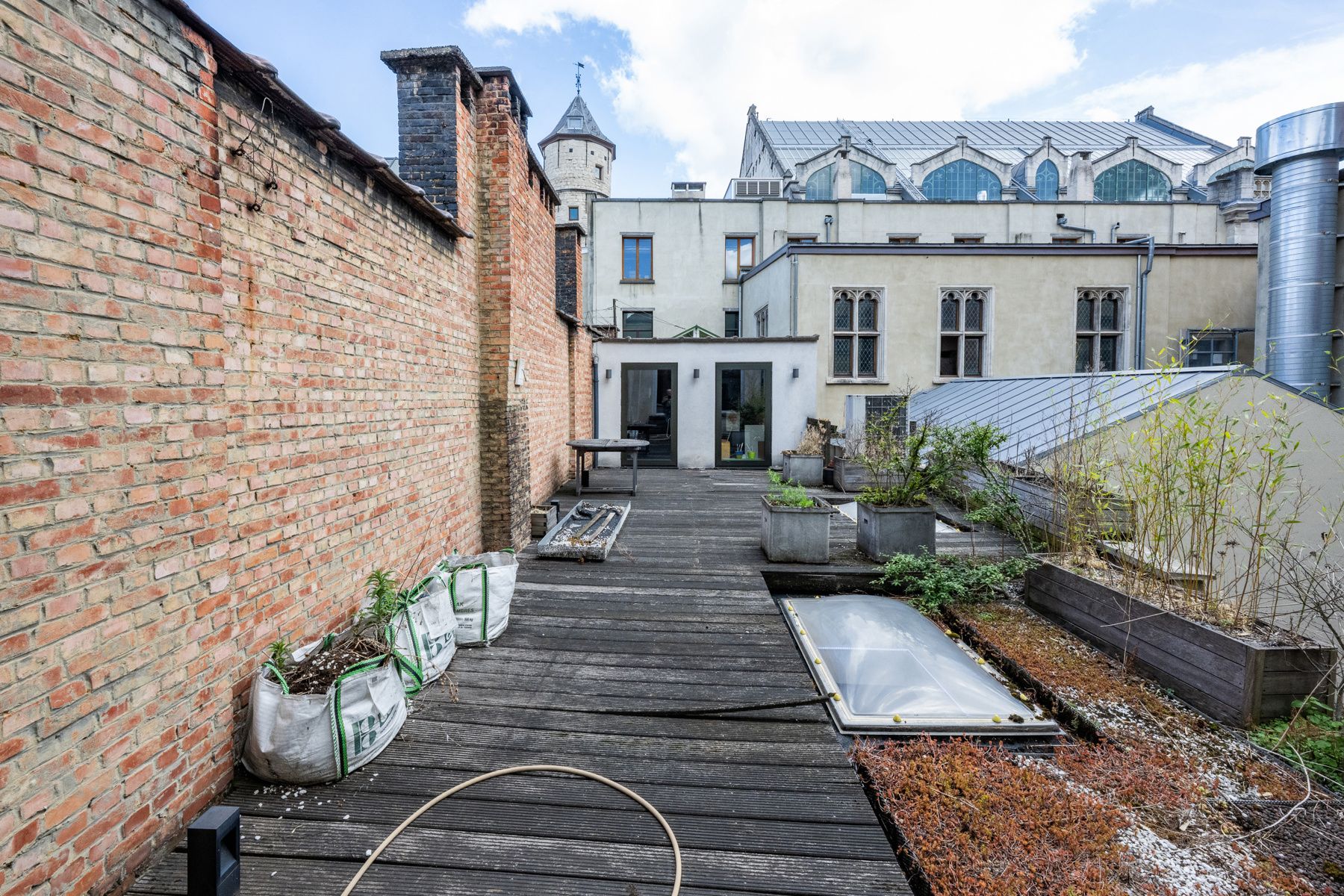 VERLAAGDE PRIJS - Pand met handelsruimte en woonfunctie foto 29