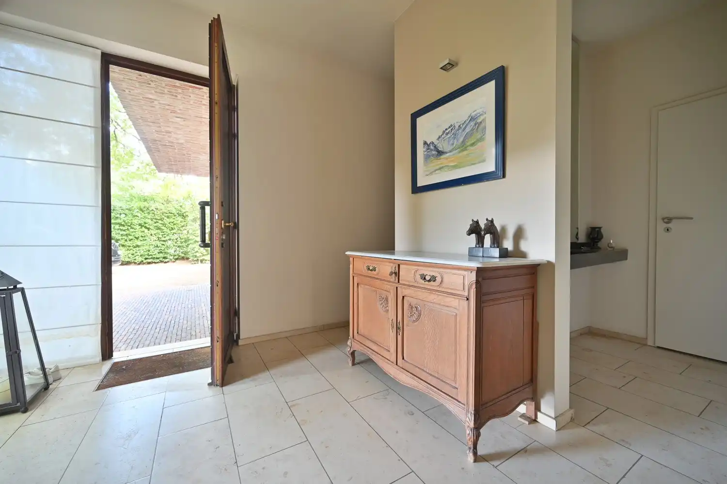 Royale woning van maar liefst 400 m² met ruime praktijk in een groene, bereikbare omgeving te Zutendaal foto 11