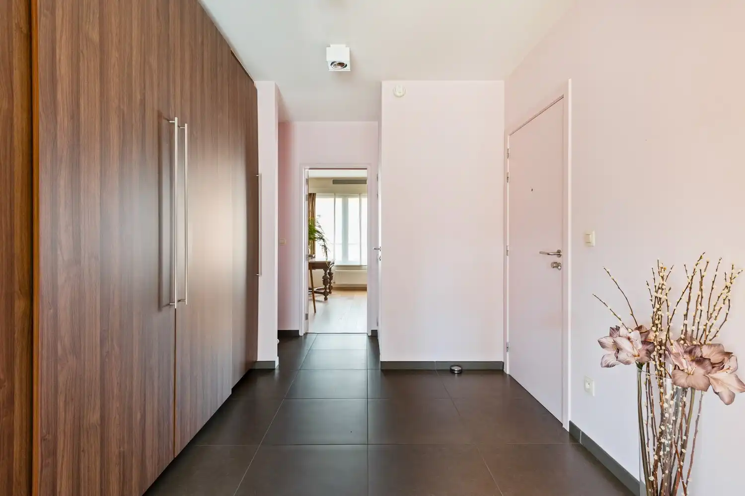 Waanzinnig ruim (193m²!!) luxe-appartement in het centrum van Wommelgem! foto 10