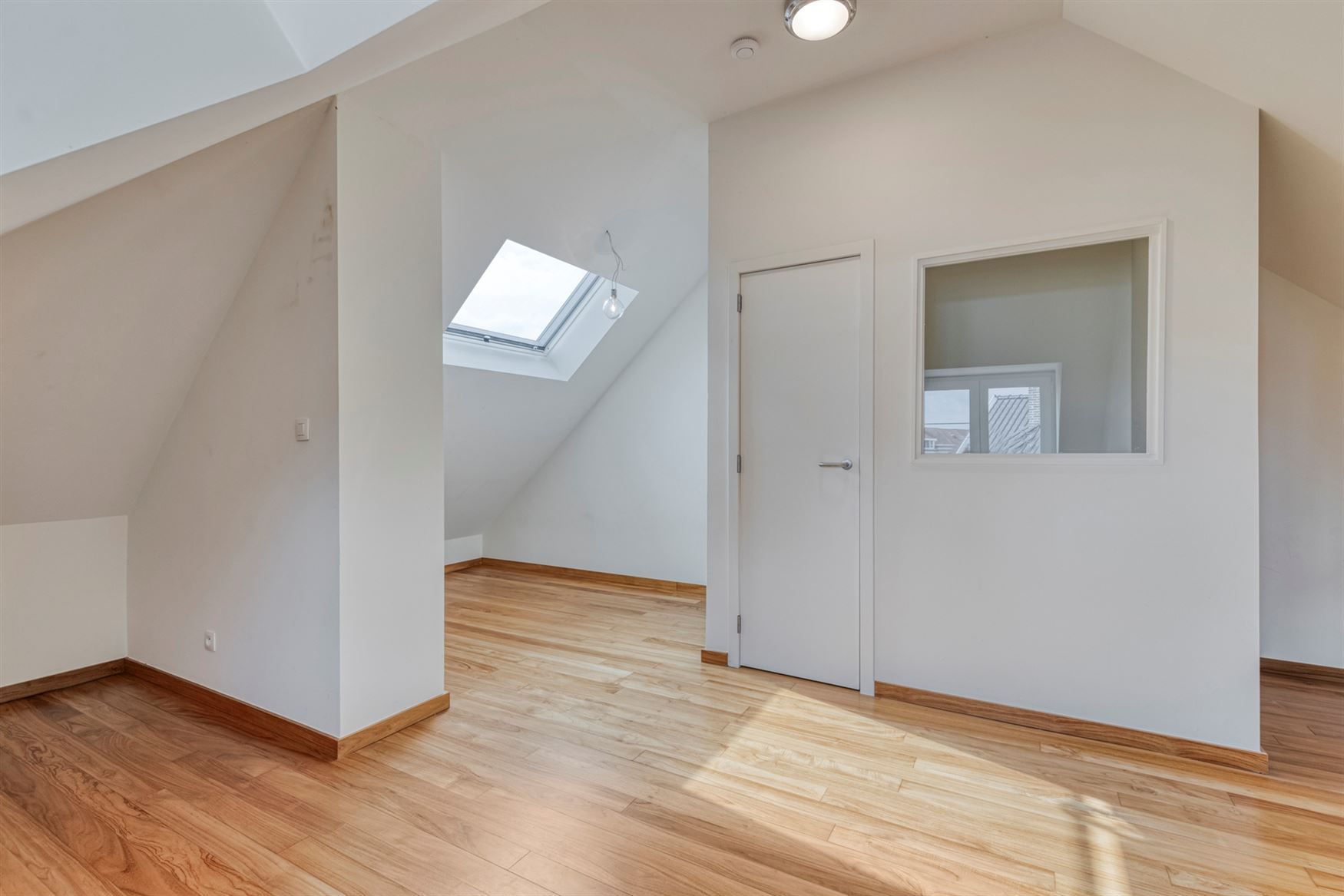 Woning op toplocatie foto 18