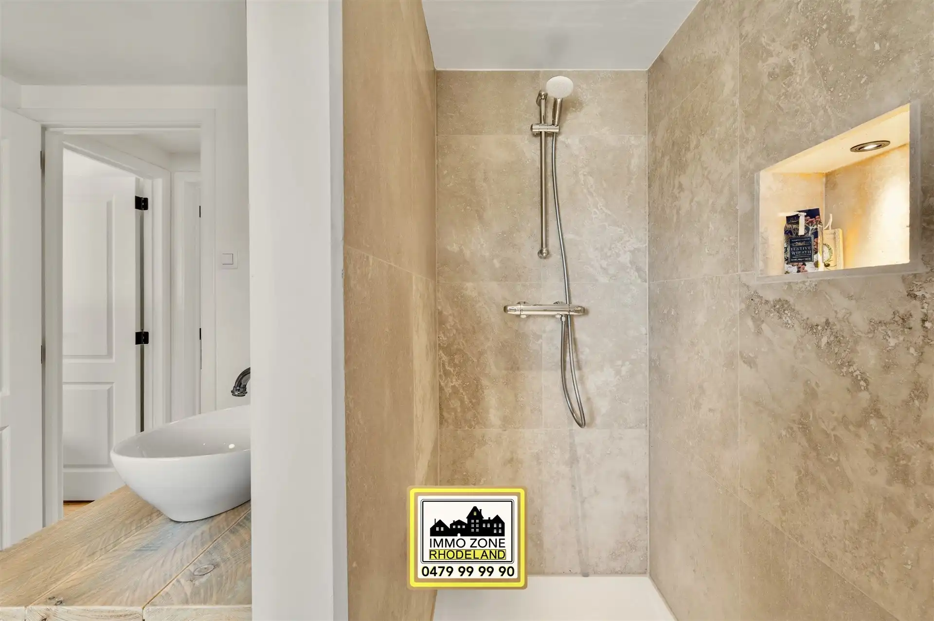 Knappe en uiterst instapklare woning met 3 slpks en tuin foto 23