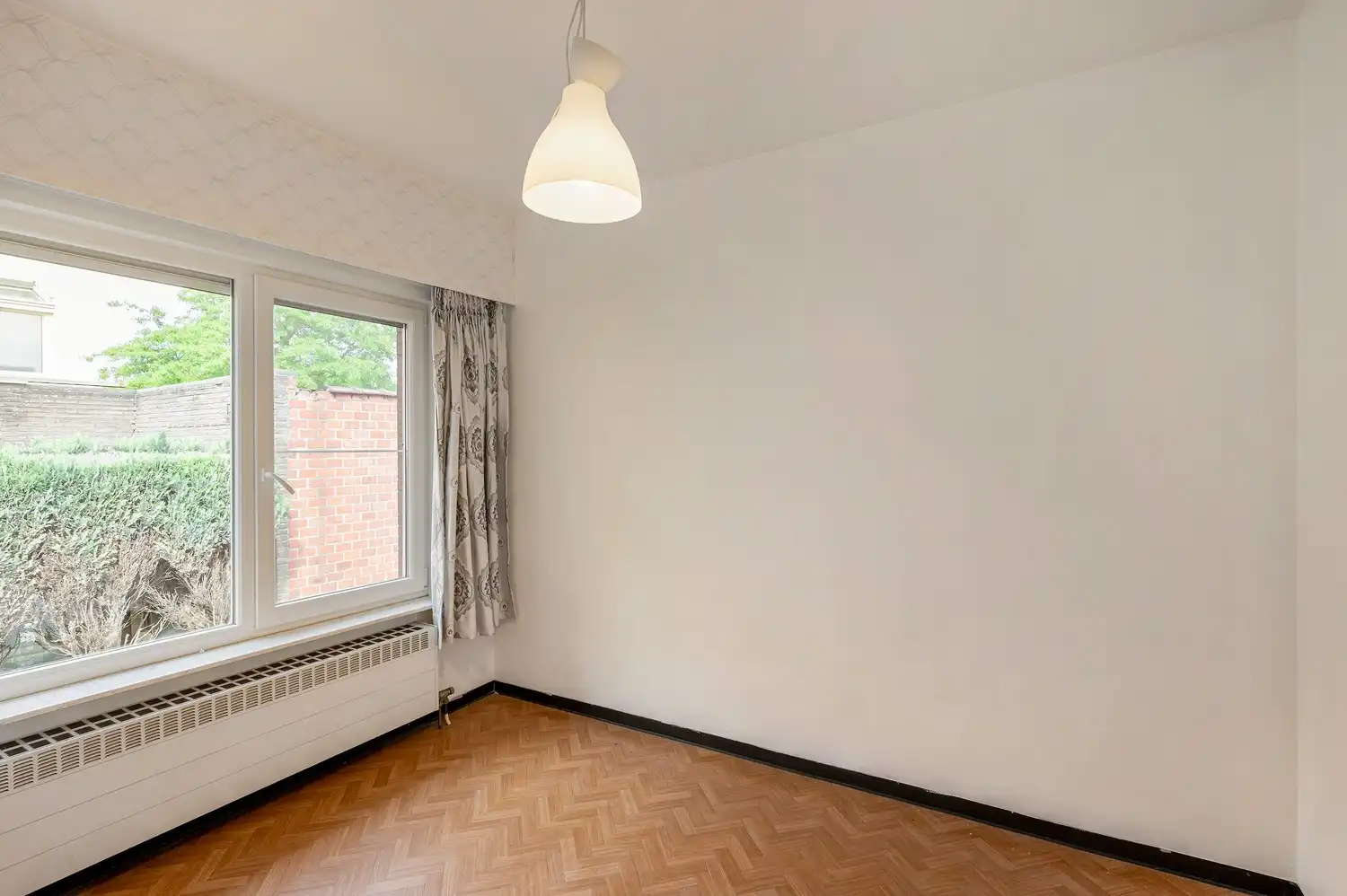 INSTAPKLARE WONING MET 3 SLAAPKAMERS + VOLLEDIG ONDERKELDERD foto 11