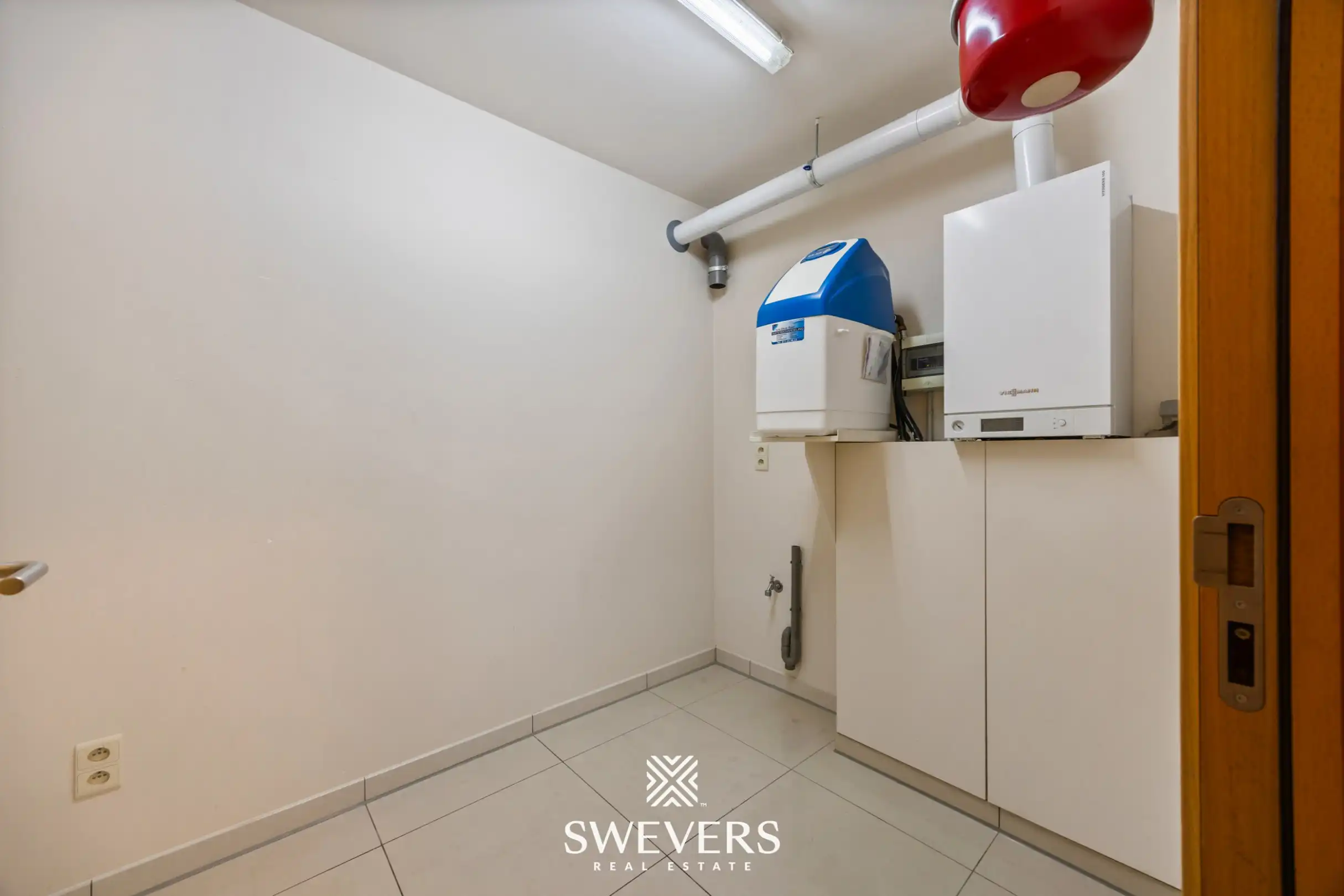 Uitstekend gelegen gelijkvloers appartement met 2 slaapkamers en private tuin foto 19