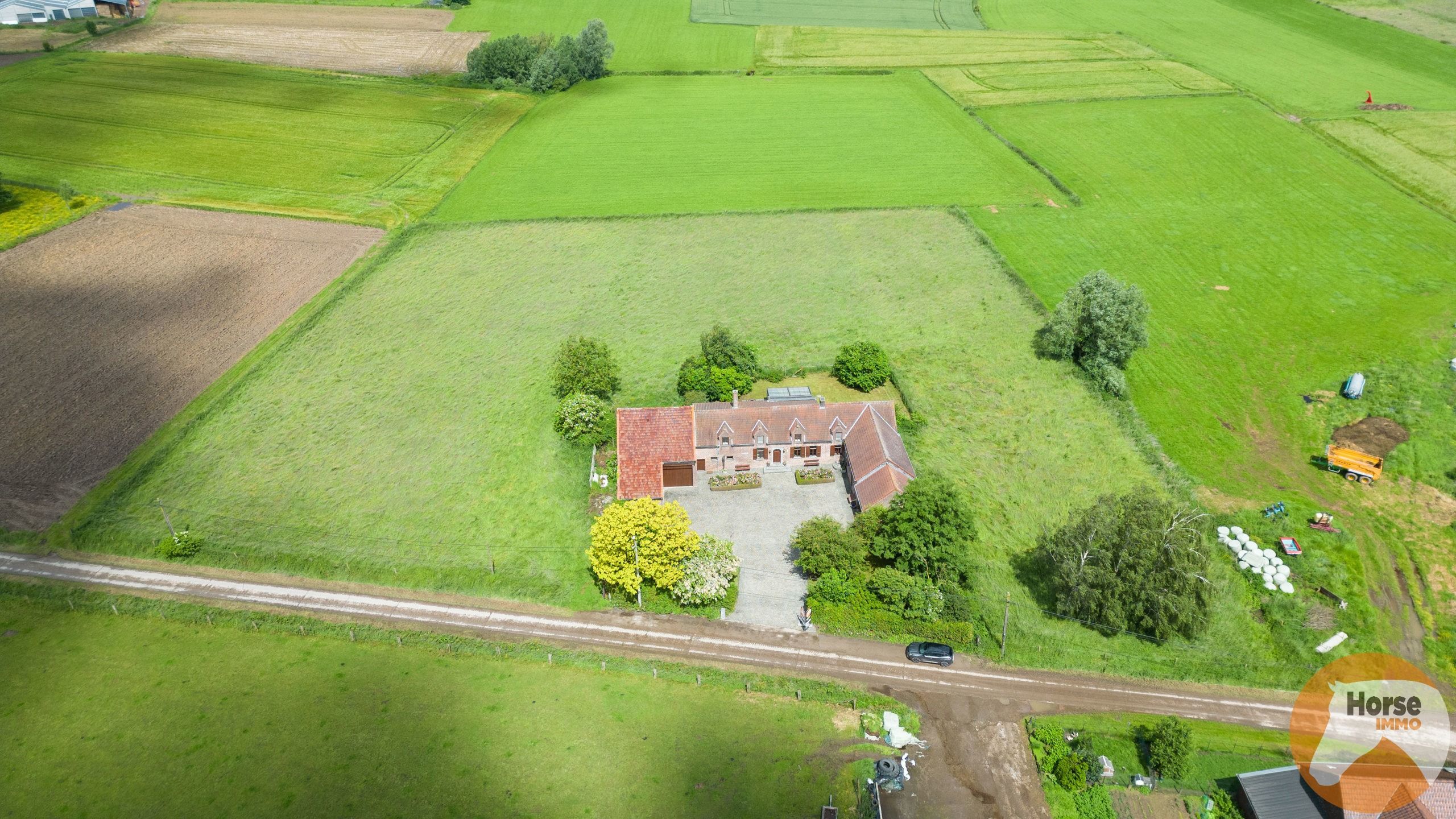 Uniek gelegen hoeve met veel mogelijkheden. foto 5