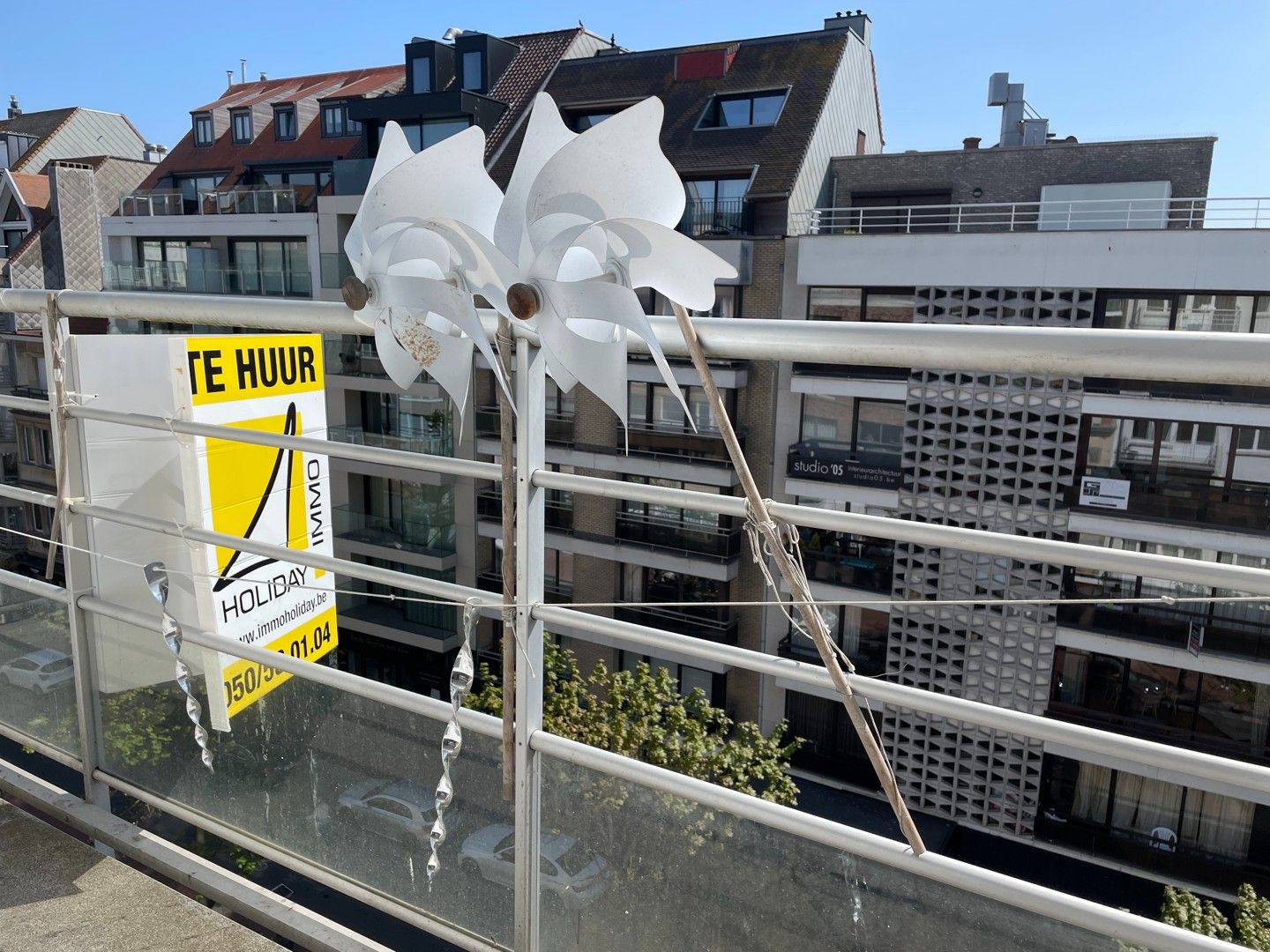 Verzorgd en vernieuwd ongemeubeld appartement met balkon in de Lippenslaan te Knokke foto 6